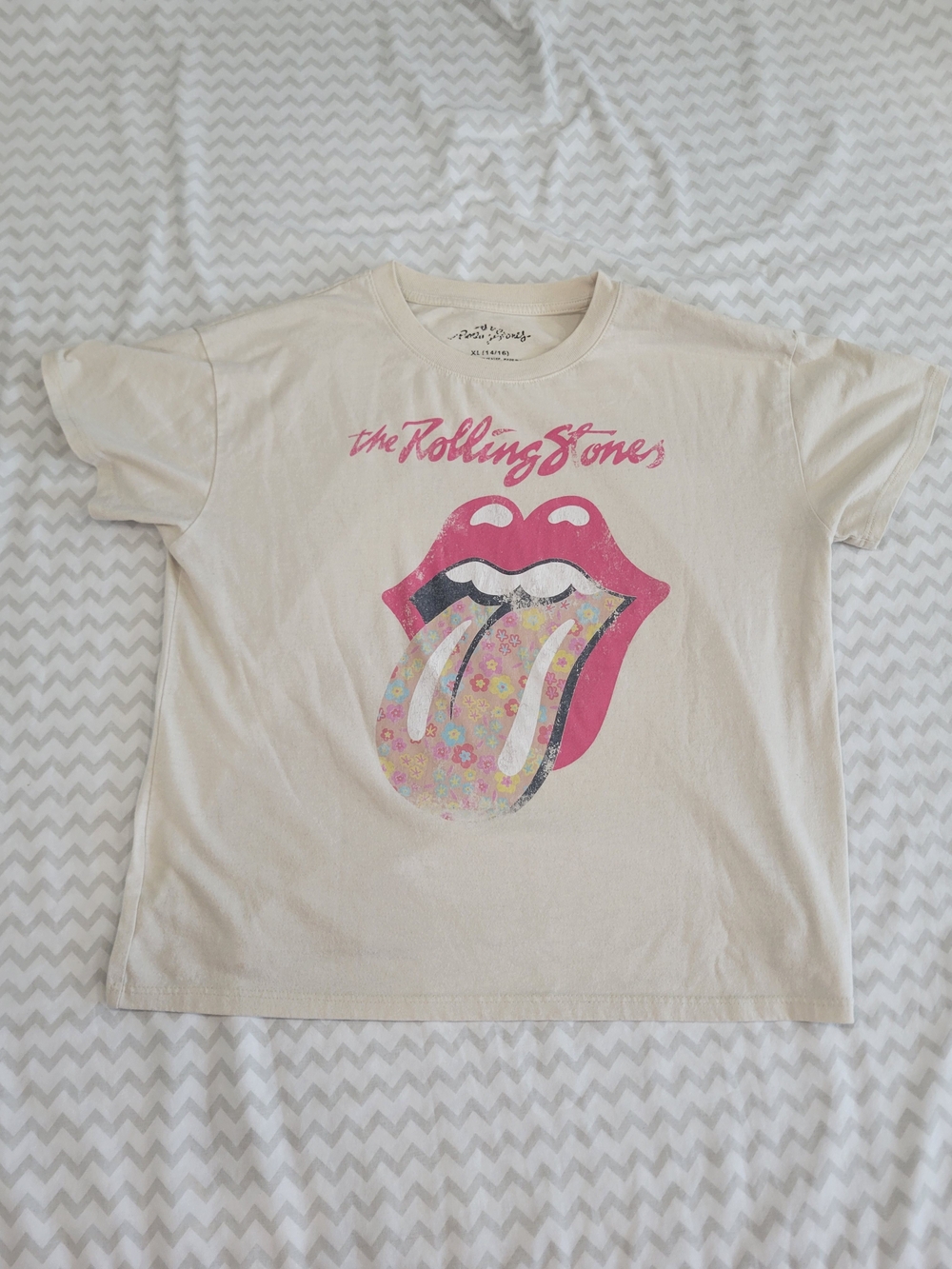 The Rolling Stones Floral Tongue Graphic Tee Cream/Beige Kids XL